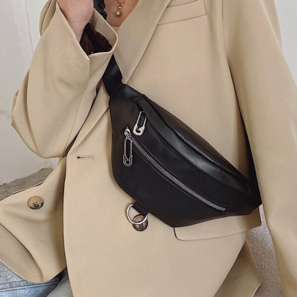 Zip Front Fanny Pack S134